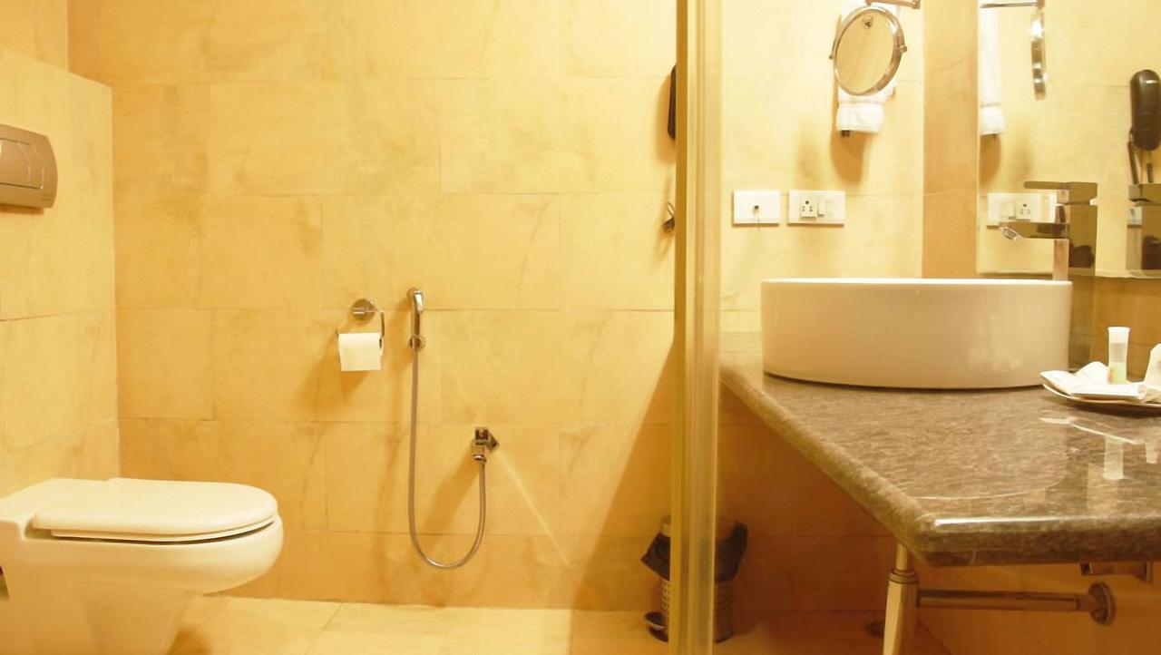 Classic Luxury Service Apartments วิสาขปัตนัม ภายนอก รูปภาพ